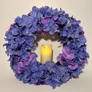 Luminara Faux Floral 13" Wreath w/ 2”x4" Wax Pillar